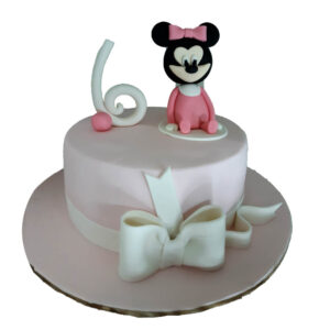 Minnie Mouse Cake