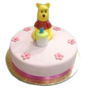 Pooh Cake by 15 AD Bakery